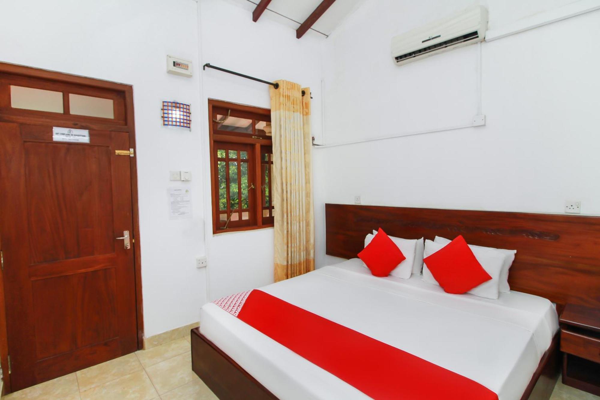 Airport Green View Resort Andiambalama Экстерьер фото